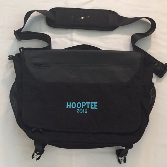 Nike Other - Nike Hooptee Briefcase/Laptop Carrier